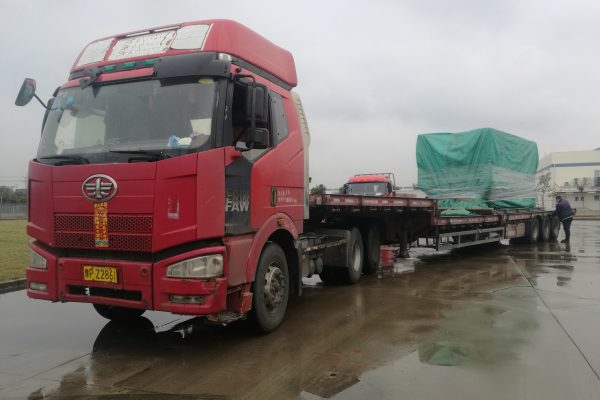 注塑機及其配件